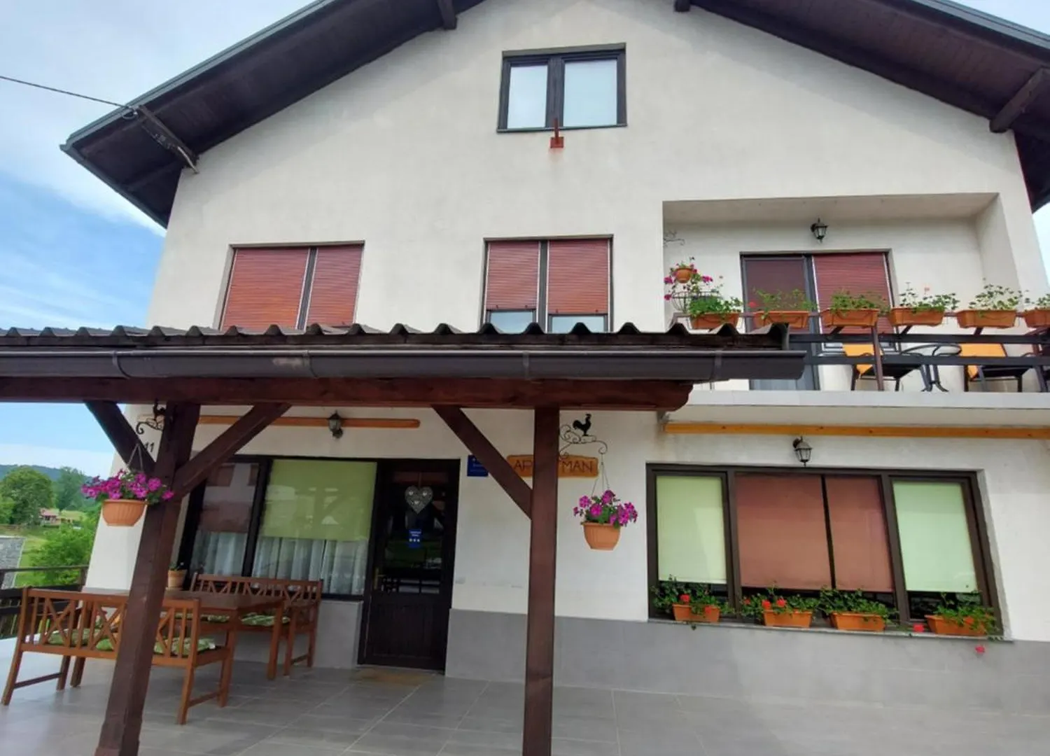 شقة Apartman Thea Gomirje