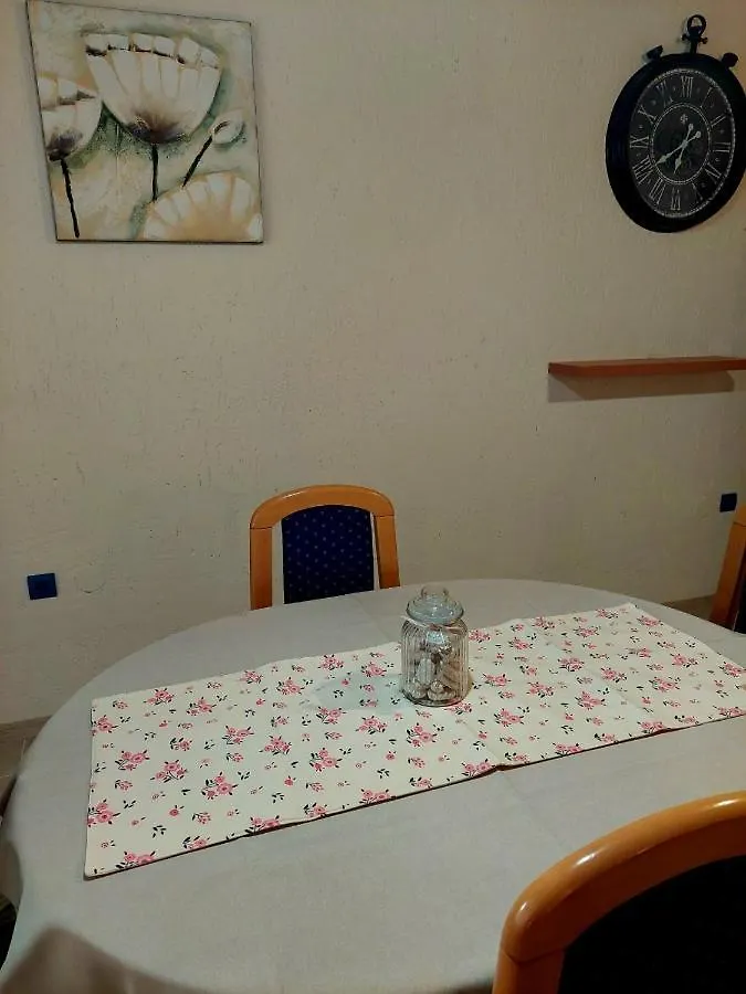 Apartman Thea Gomirje 0*,